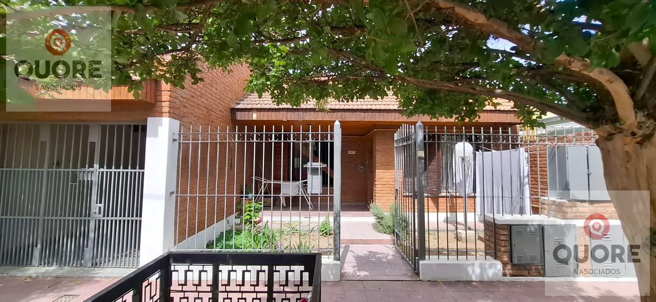 Casa en La Pampa al 1000