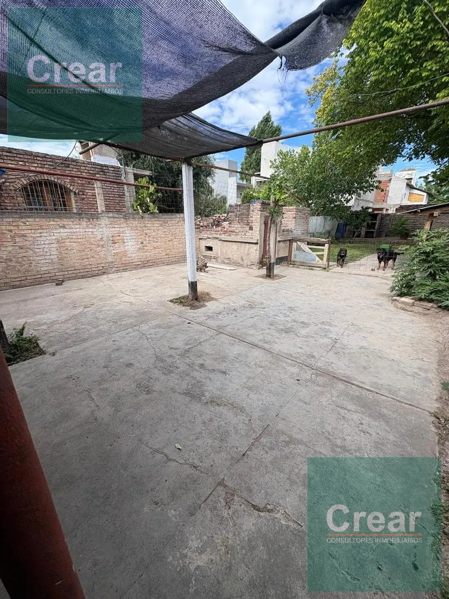 Casa en GUARANI al 600