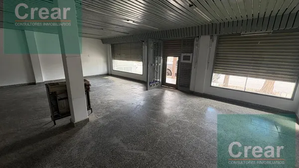 Local Comercial en GUARANI al 600