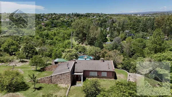 Casa en CASA DE CAMPO CON BAJADA AL RIO Y 12200 METROS DE LOTE
