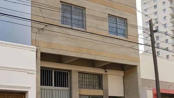 Local Comercial en El chaco al 100