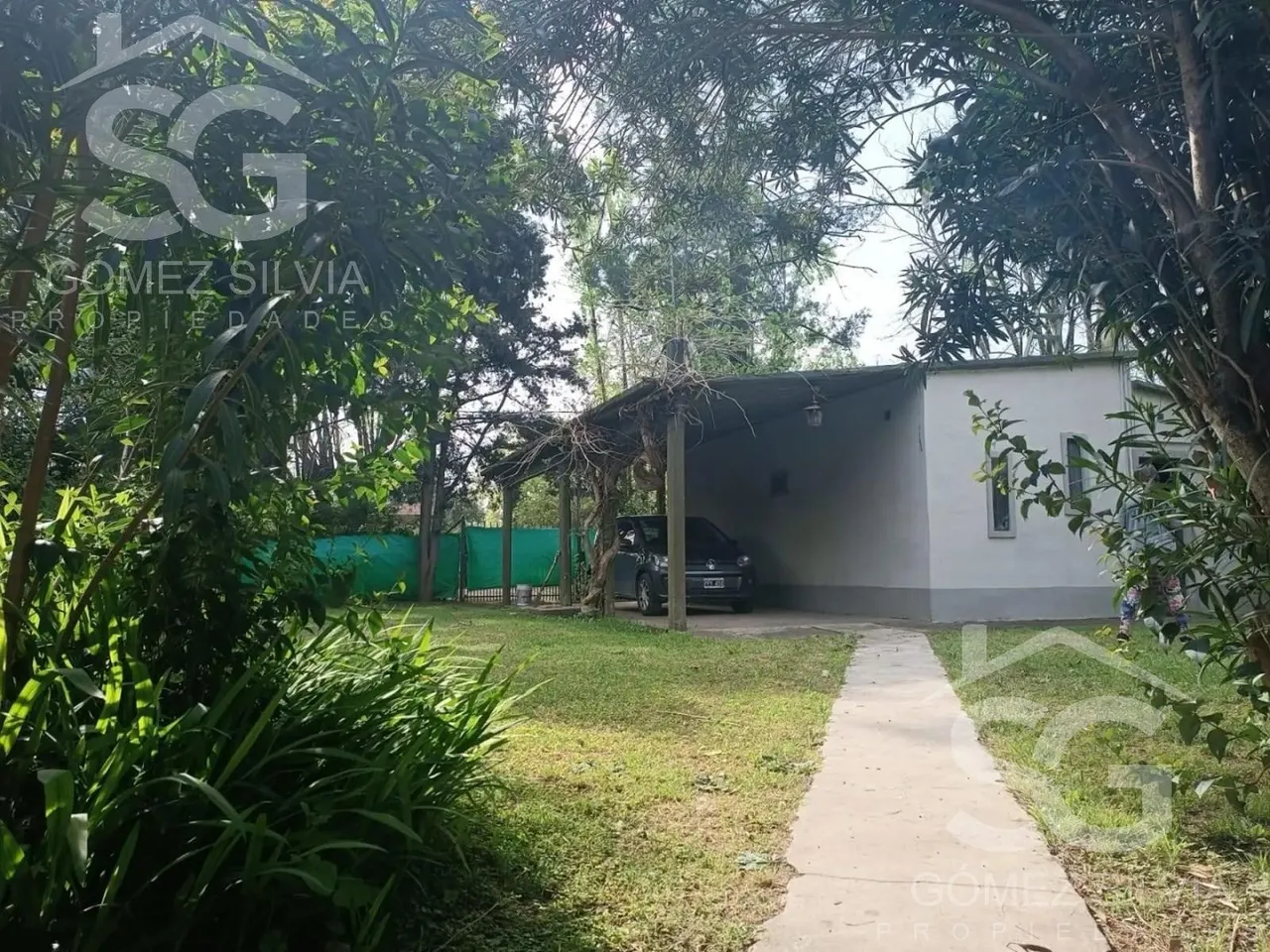 Casa en LOS OLMOS AL 2000