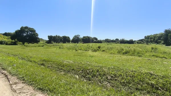 Terreno en Se vende macrolote en Monte Vera. ¡Potencial para 15 lotes!