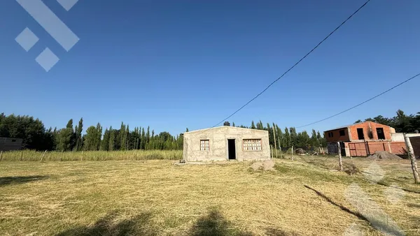 Casa en Venta casa 2 dormitorios en construcción al 70% - Plottier