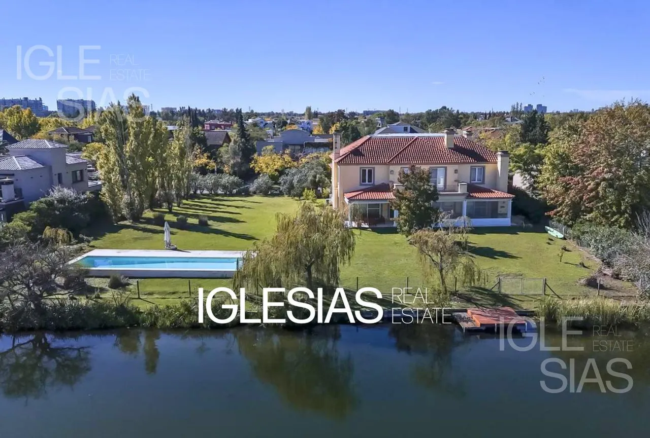 Casa en Av. de Los Lagos al 5800