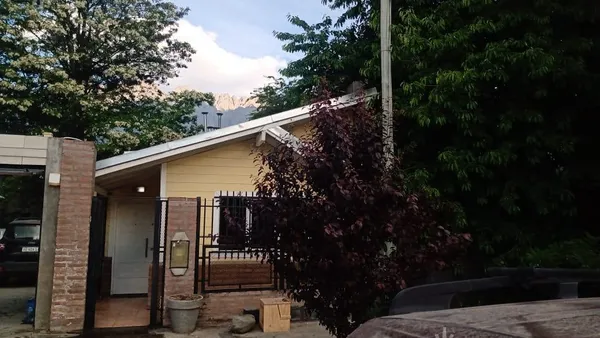 Casa en Casas en barrio Las Quintas, El Bolsón (FZ-40)