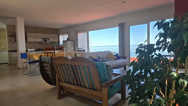 Casa en Yatch Club (YTC)