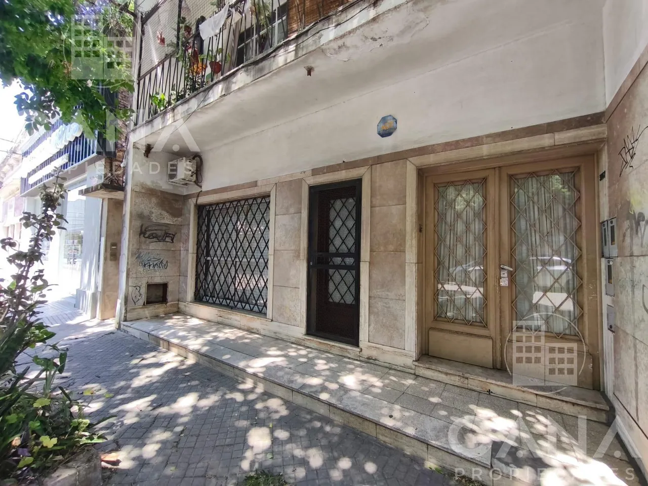 Departamento en Salta y Av. Francia