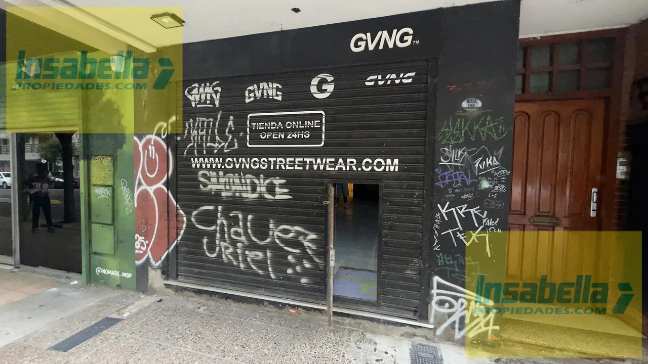 Local Comercial en Mitre 1864 entre Rivadavia y Belgrano