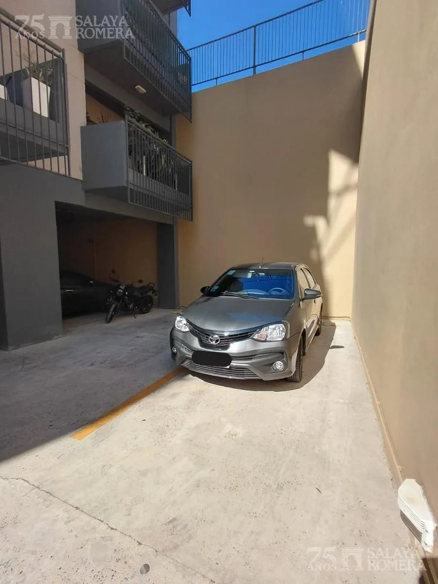 Cochera en Av San Martín al 1500