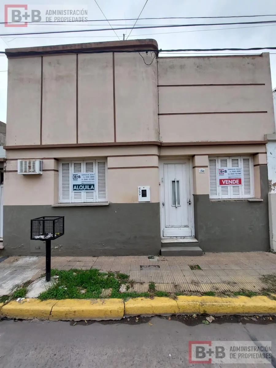 Casa en Cdad de Esperanza al 200