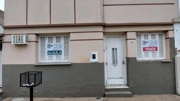 Casa en Cdad de Esperanza al 200