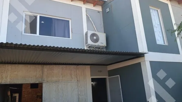 Casa en VENTA DUPLEX 3 DORM + TALLER/DEPOSITO B° LA DOLFINA. PLOTTIER