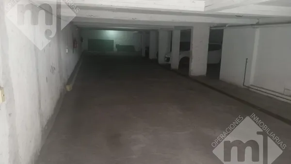 Cochera en alsina al 1200