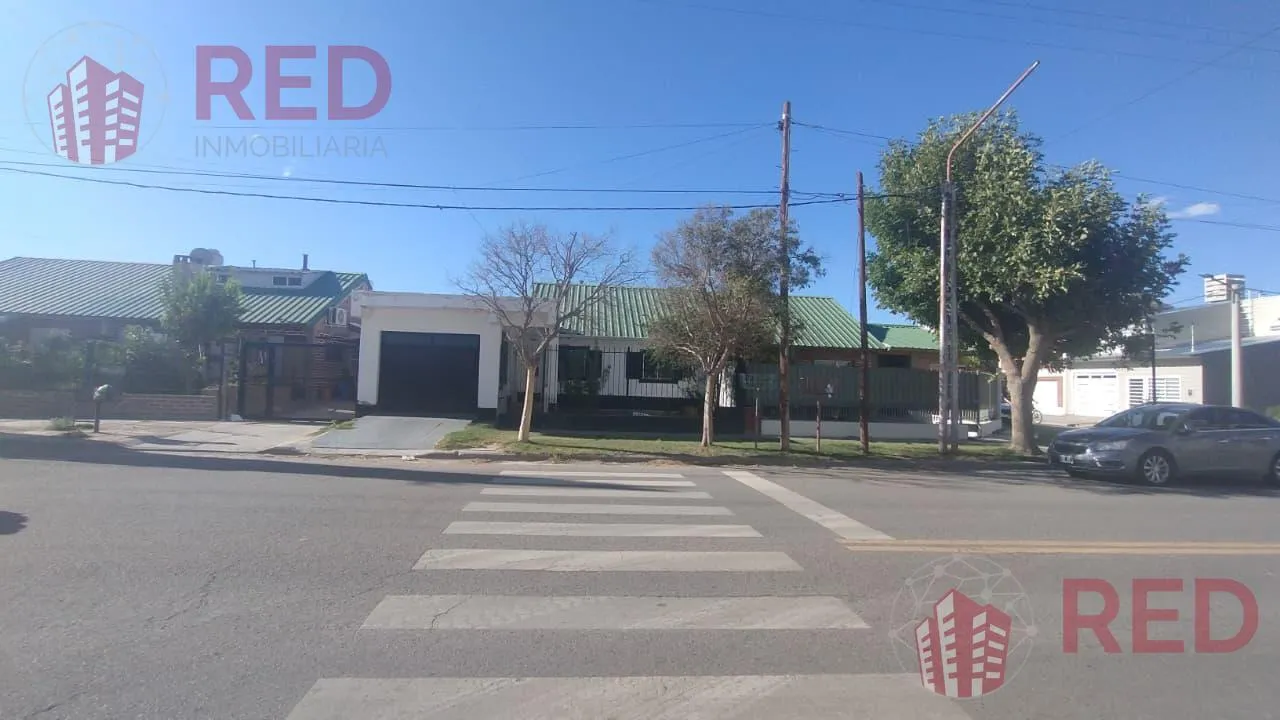 Casa en Boerr Alferez Eliseo al 1600
