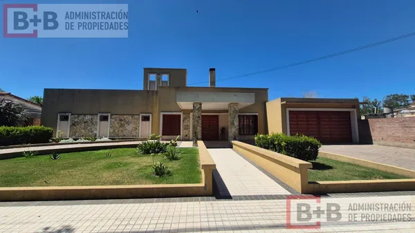 Casa en Boulevard Centenario