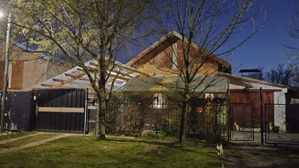 Casa en Casa y 4 departamentos en El Bolson (NR-16)