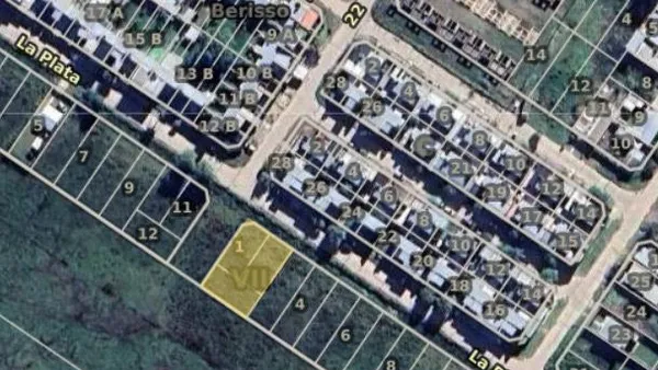 Terreno en 22 y 160