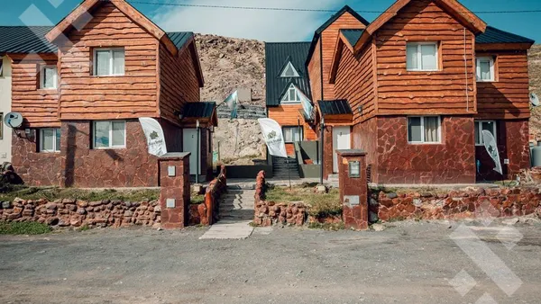 Hotel en Atilio Molinari al 100 Copahue. Provincia de Neuquen