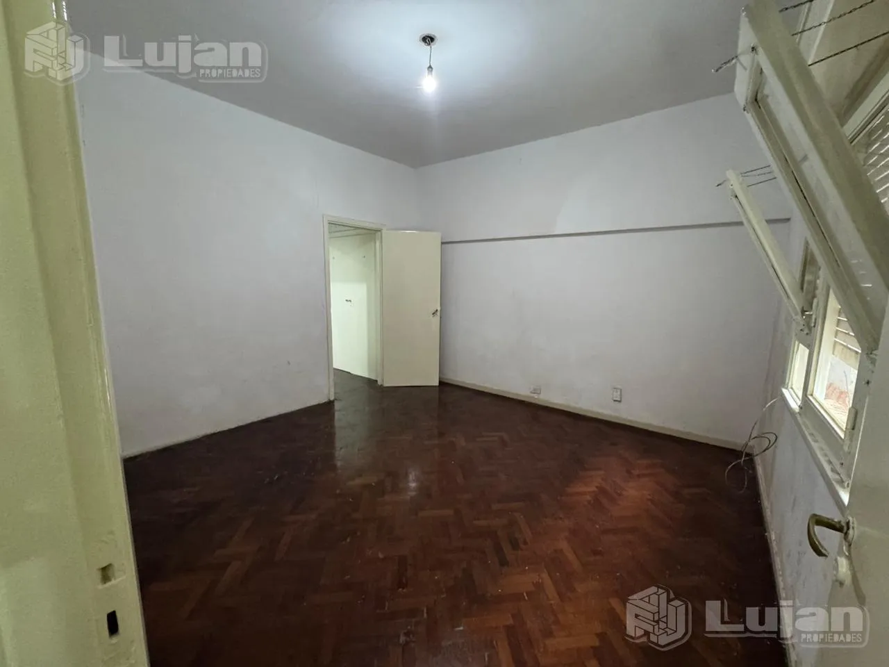 Departamento en AVDA DE LOS CORRALES al 6500