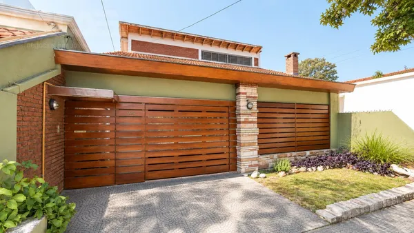 Casa en Chivilcoy al 1400