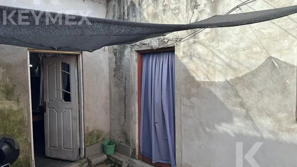 Casa en 40 y 120