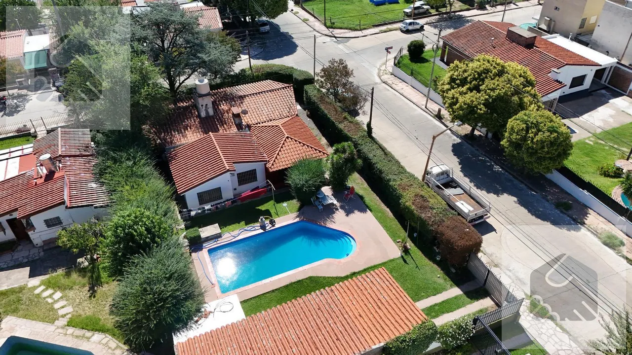 Casa en Casa Emanuel