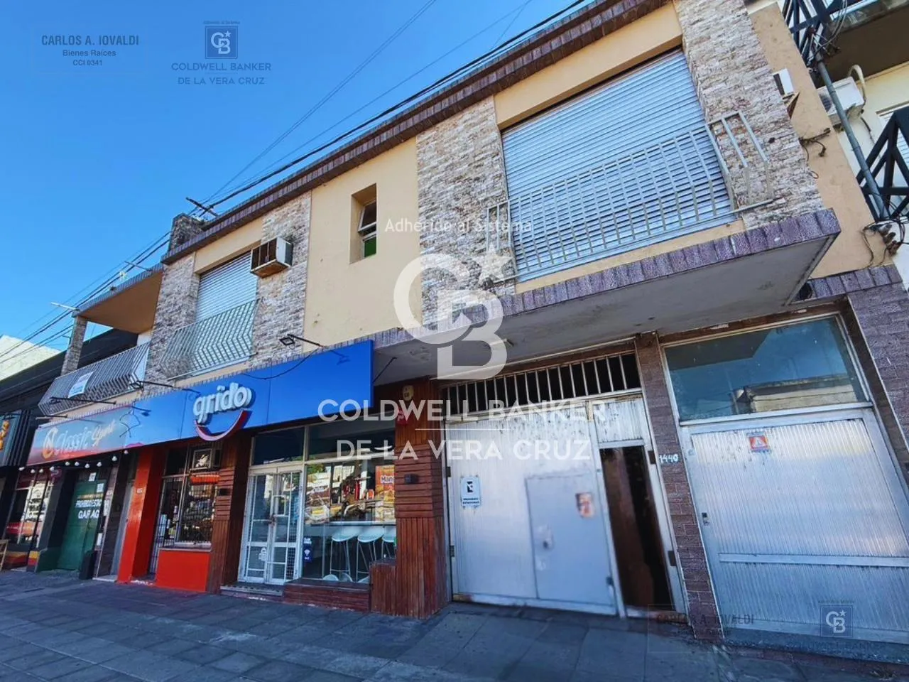 Casa en Casa con locales comerciales en Santo Tomé sobre 7 de Marzo