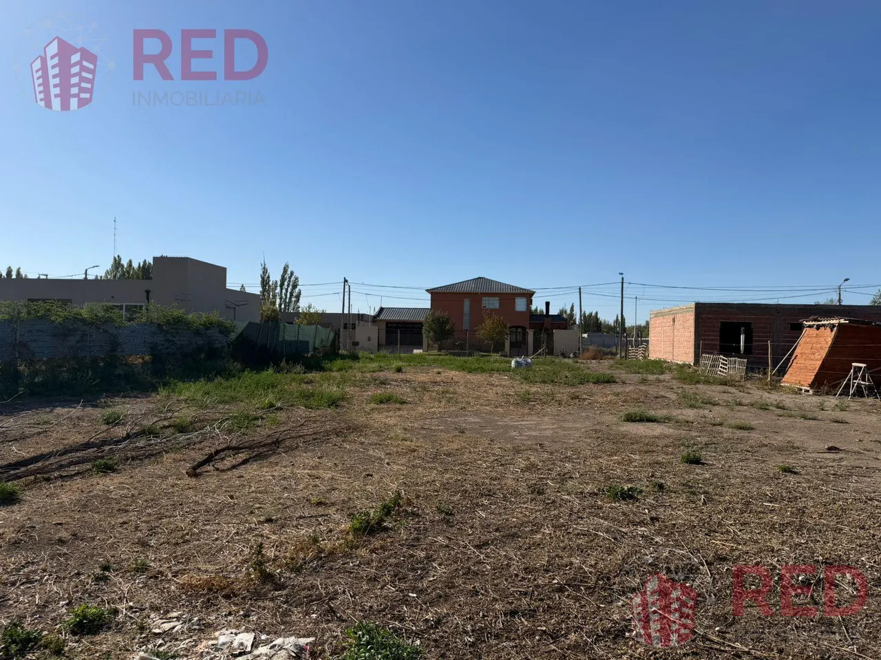 Terreno en Calle Cerro Catedral, B° Confluencia Rural