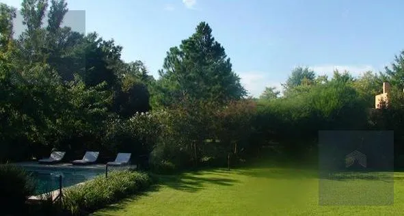 Casa en Barrio Privado Villa Rosa