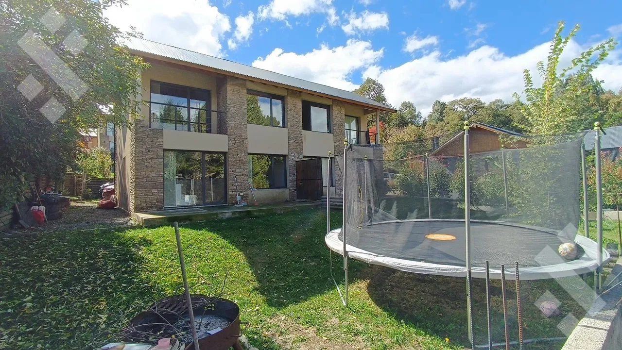 Departamento en Venta duplex 2 dormitorios - B.º Altos del Sol - San Martin de los Andes