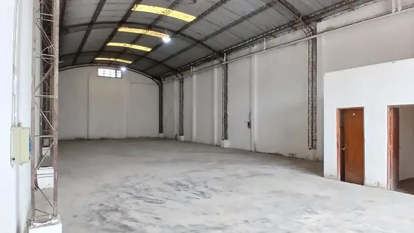 Local Comercial en libertad al 8400