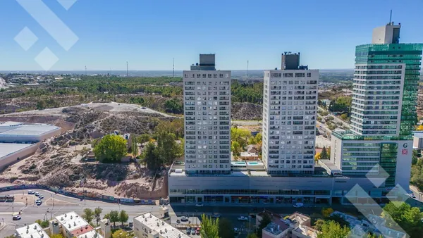 Oficina en ALQUILER OFICINA CORPORATIVA "TORRE TRADE" - NEUQUÉN CAPITAL