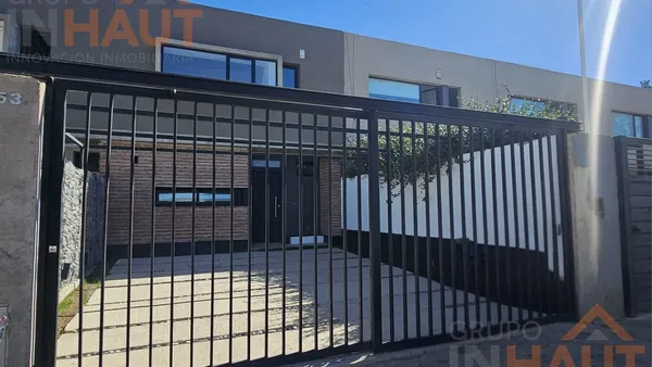 Casa en Estado de Israel y Boeer