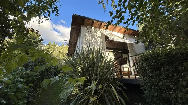 Casa en Casa en Lago Puelo, Golondrinas , APTA CREDITO 3 Habitaciones (NR-19)
