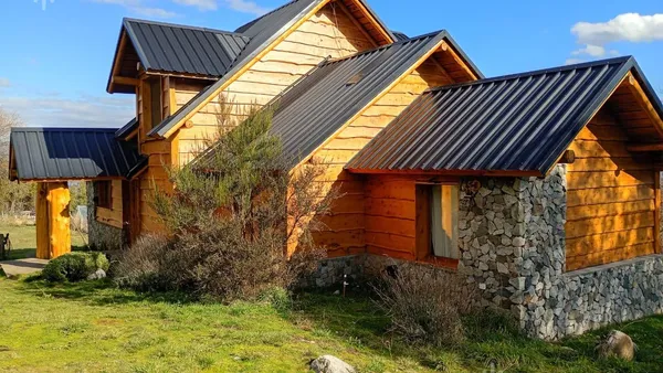 Casa en Dos casas en chacra de 2 hectáreas en Golondrinas Lago Puelo Apta Crédito (SO-93)