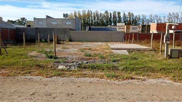 Terreno en TERRENO EN VENTA EN LOTEO LOBRECICH CENTENARIO