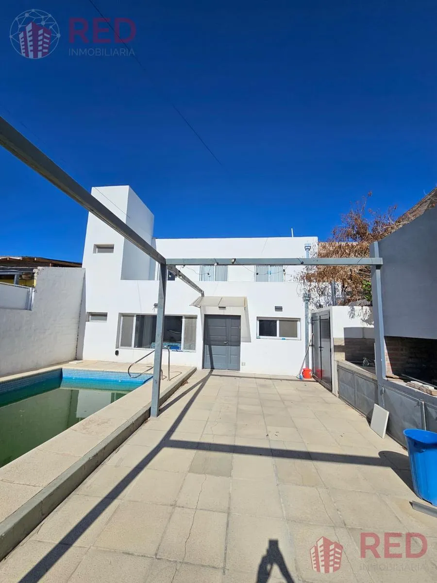 Casa en URUGUAY al 1200