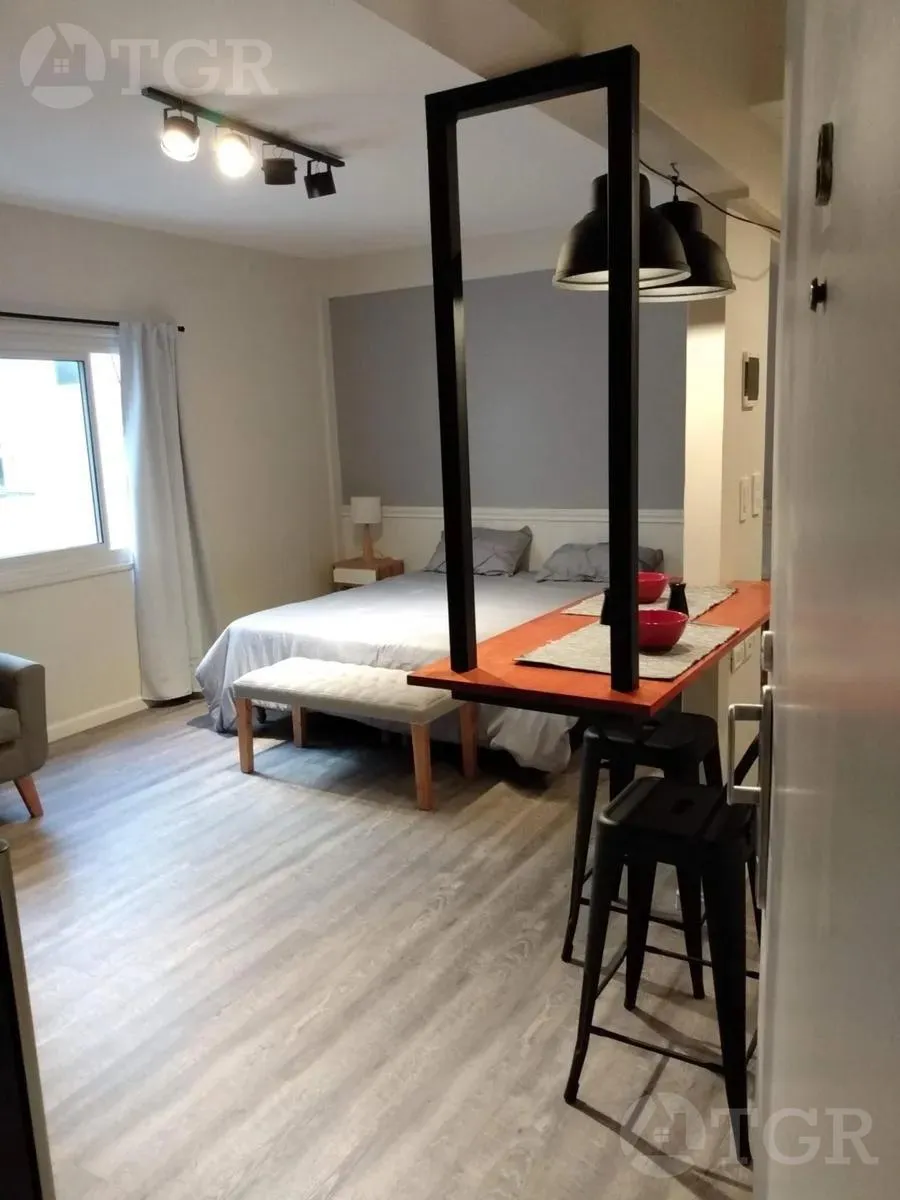 Departamento en Juan María Gutiérrez al 2500