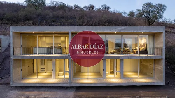 Casa en ALQUILER en LA DESEADA, Av. Ejercito Argentino al 318