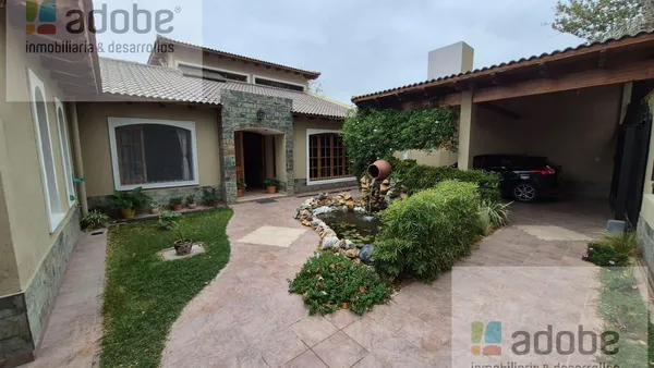 Casa en Mathus Hoyos al 1700