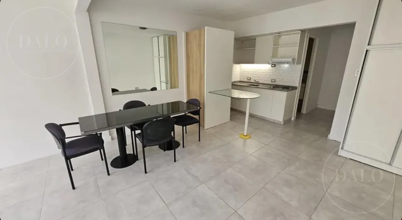 Departamento en Parana al 800
