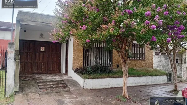 Casa en Azopardo al 1055