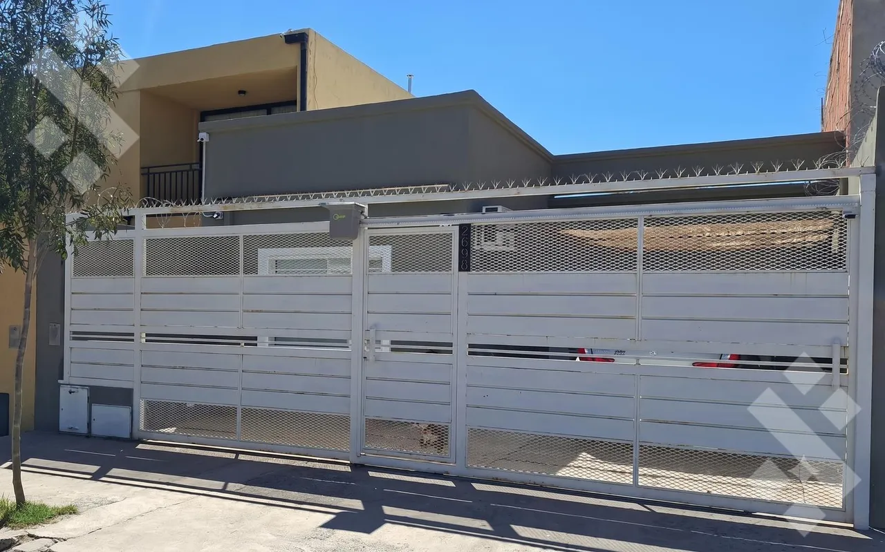 Casa en En Venta | Casa de 3 Dormitorios | Obrero Argentino y Belisle | Neuquén Capital