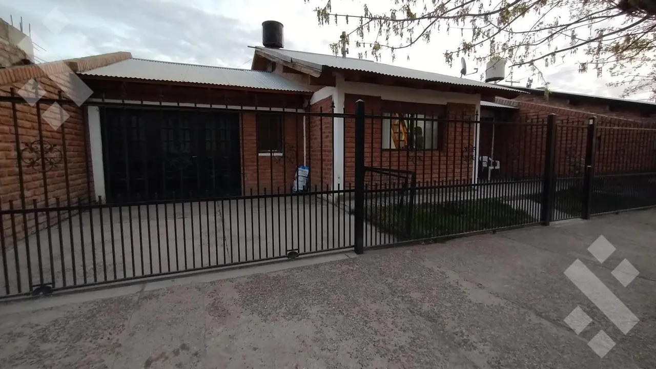 Casa en Facundo Quiroga al 782