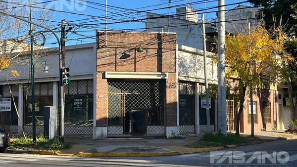 Local Comercial en Avenida Ader al 1100