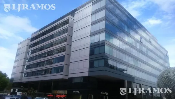 Oficina en SAENZ MANUELA N°323 -Piso 8 - 801