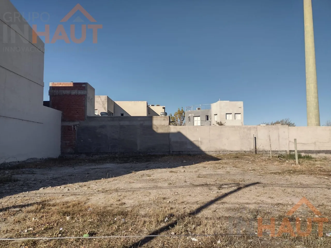 Terreno en avenida roca al 500