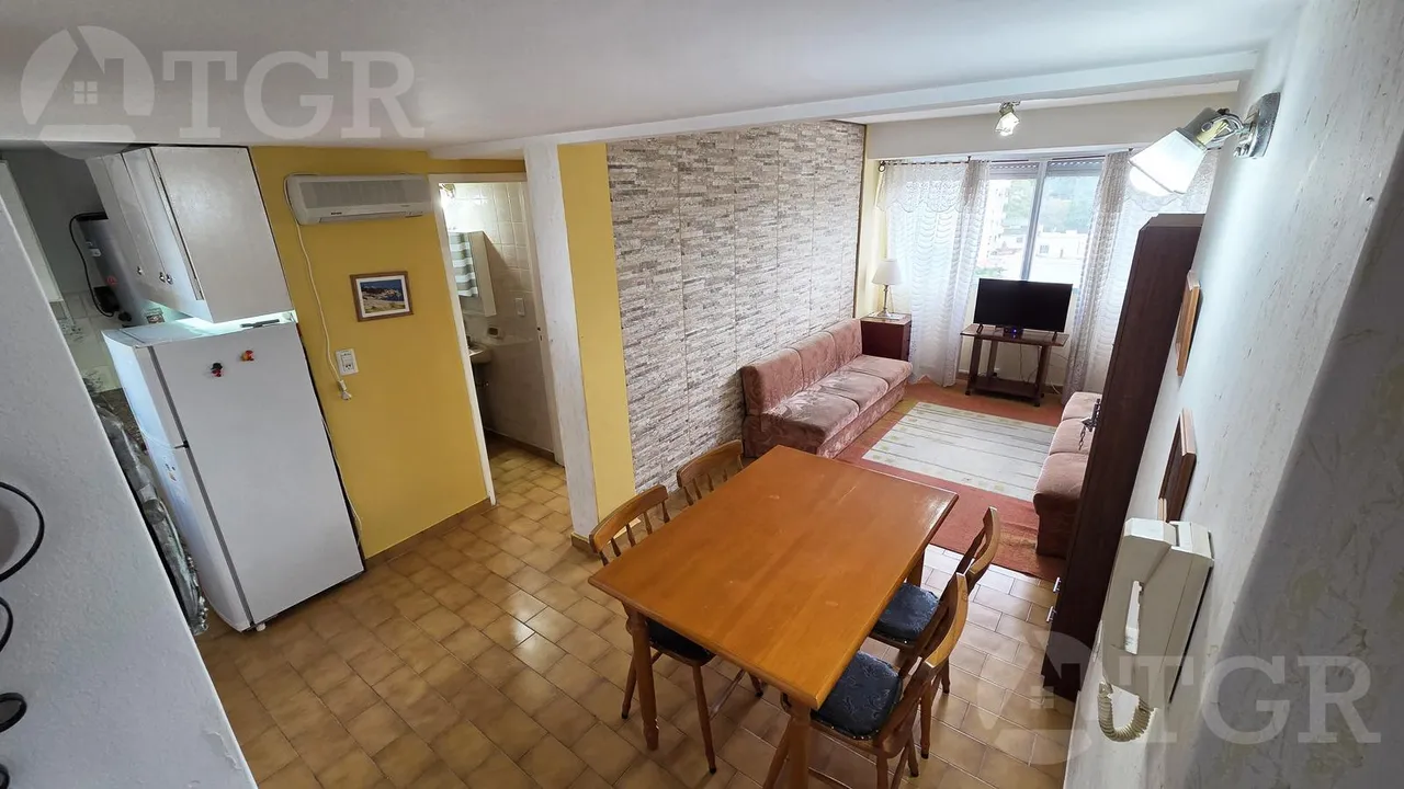 Departamento en chiozza al 2100