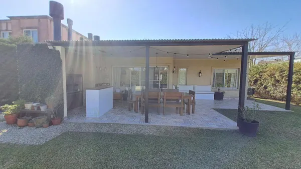 Casa en Barrio La Comarca, Pacheco, Tigre
